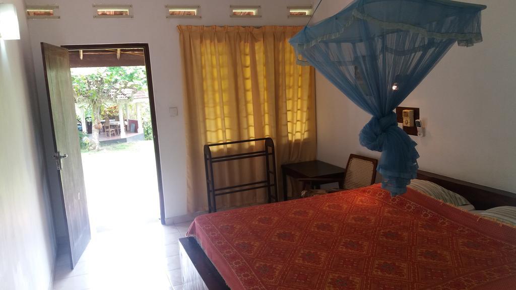 4 Seasons Guesthouse هيكادوفا المظهر الخارجي الصورة
